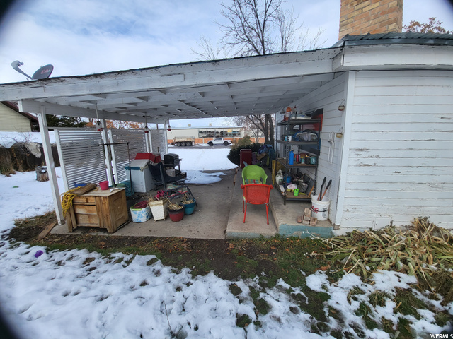 covered patio