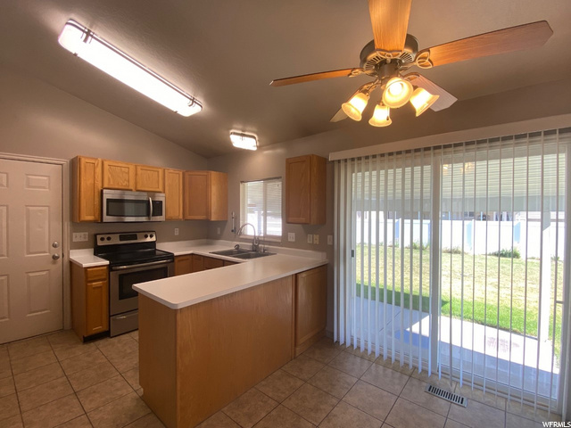 4080 W 4700 S, Roy, UT 84067 — photo 10