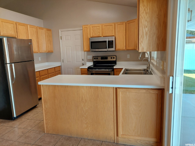 4080 W 4700 S, Roy, UT 84067 — photo 11