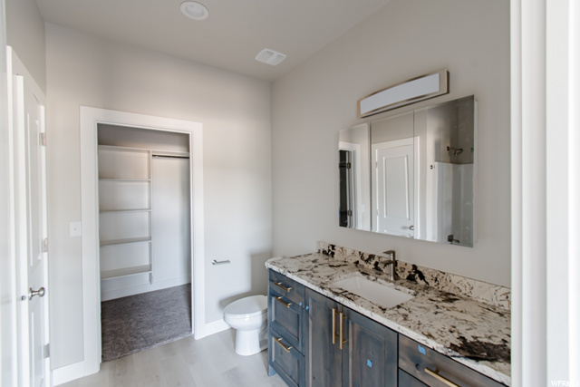 Owner's Bath