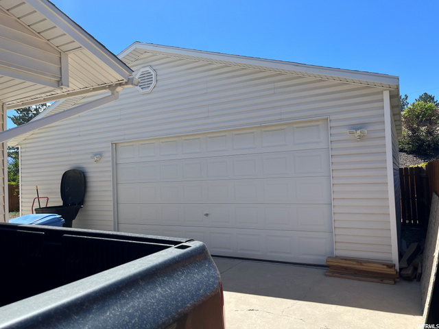 Garage/Shop
