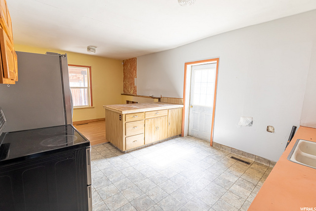 104 S 100 E, Redmond, UT 84652 — photo 11
