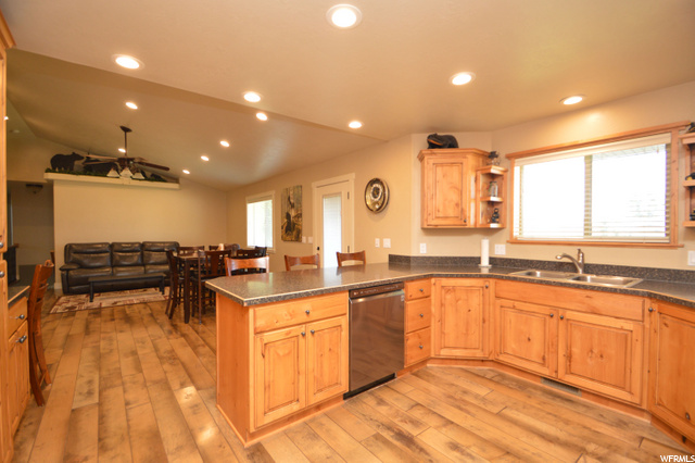 629 E 100 N, Tremonton, UT 84337 — photo 8