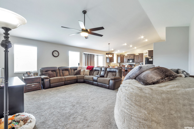 Spacious great room, dining & kitchen