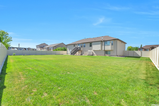 Spacious backyard