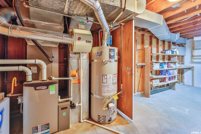 Spacious Laundry/Utility Room