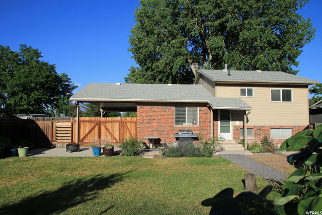 BACK OF HOUSE