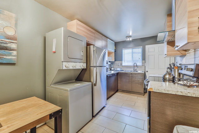 Unit 716 Main Level Kitchen