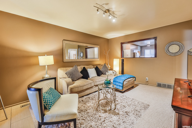 Unit 716 Main Level Living Room