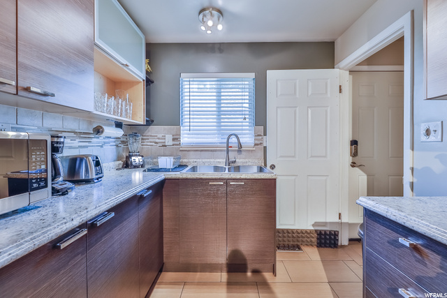 Unit 716 Main Level Kitchen