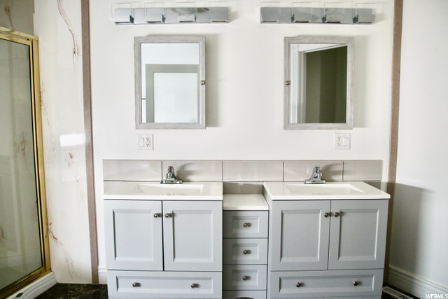 Dual Vanities