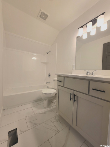 Bathroom - Upstairs