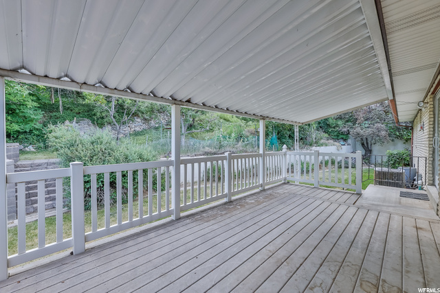 Back Deck (off kitchen)