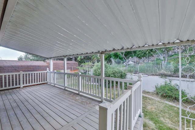 Back Deck (off kitchen)