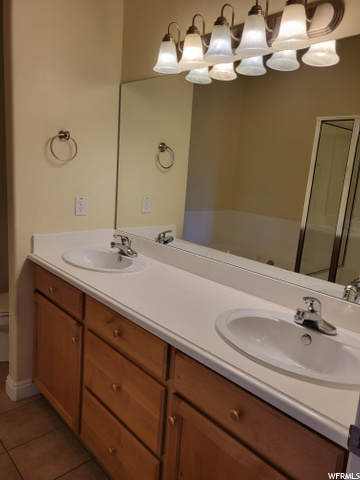 Master double sinks