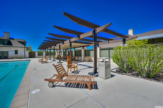 Garden Park pool deck