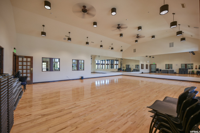 Garden Park yoga studio
