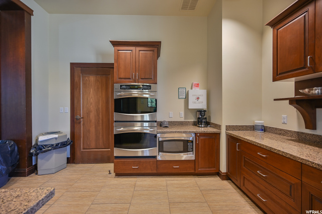 Garden Park clubhouse kitchen 3rd view
