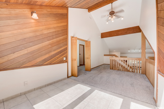 Spacious office or secondary family room