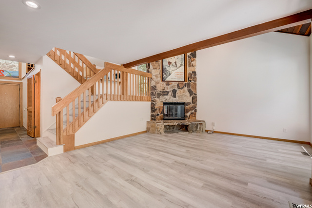 Spacious living room