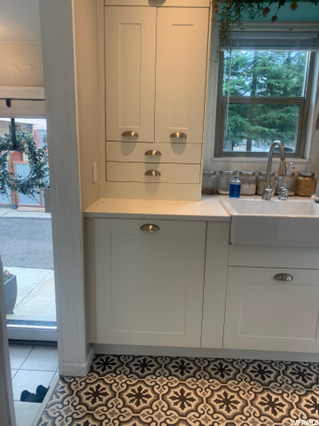 Hidden Dish Washer