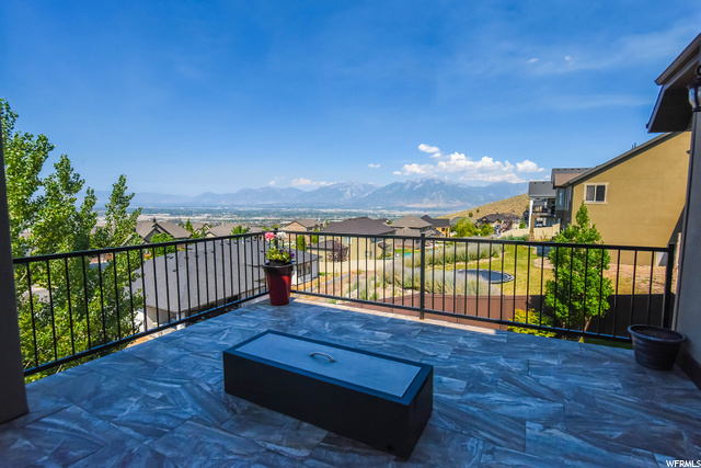 Built in Patio Gas Firepit