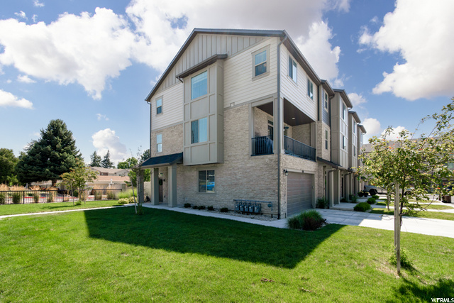 Green Space to Enjoy Mountain Views