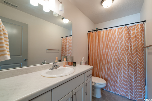 Additional Full Bathroom Upstairs