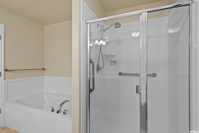 Owner's  Bathroom