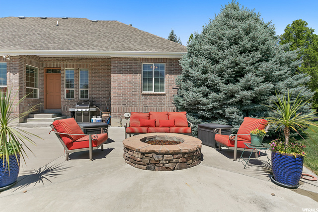 Patio with gas Fireplace