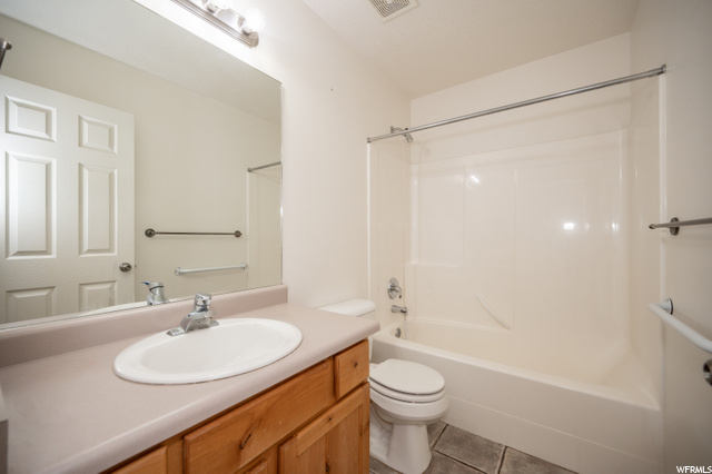 2nd full bath up
