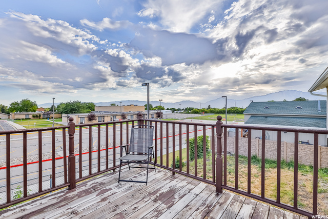 Deck View