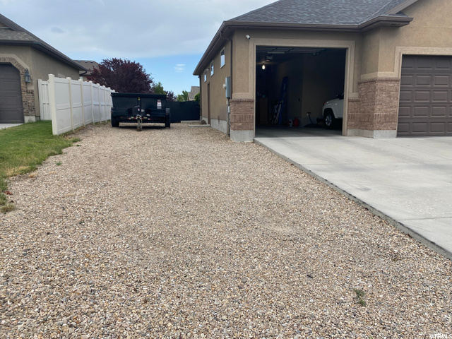 RV Parking with Deep 3 Car Tandem