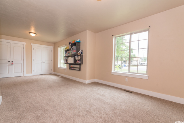 Upstairs bedroom 2