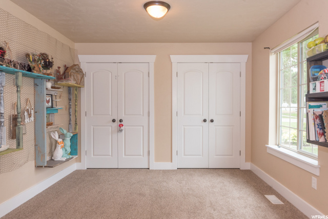 Upstairs bedroom 2