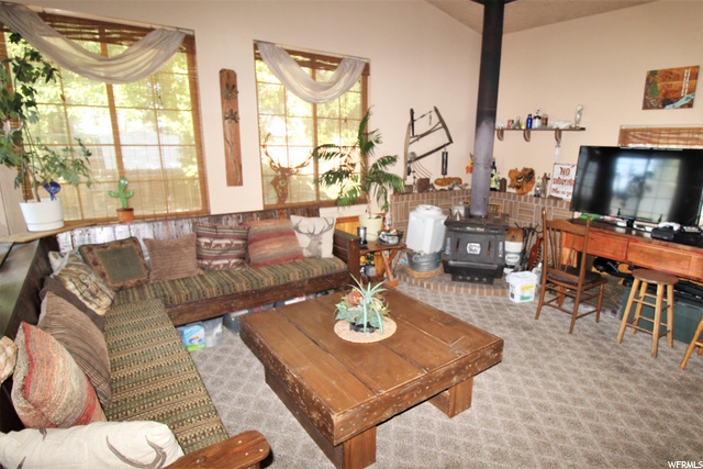 DEN/SUNROOM - OTHER VIEW
