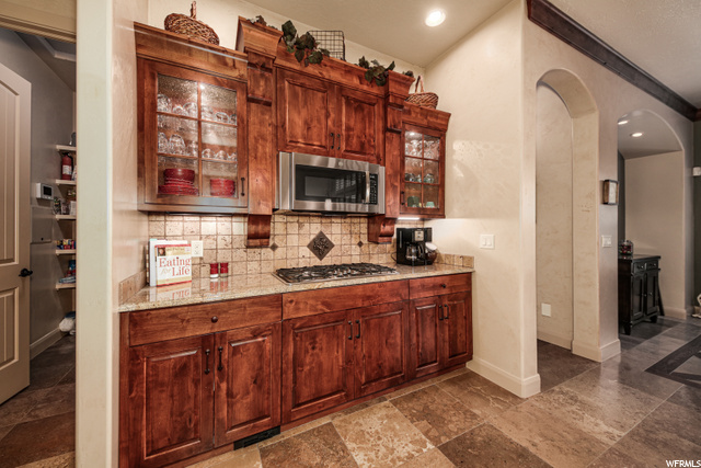 Upgraded Fixtures and Finishes