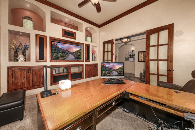 Office / Den