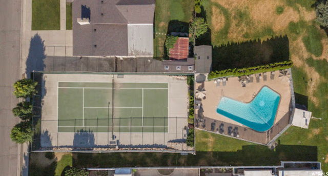 Community Pool / Tennis Court