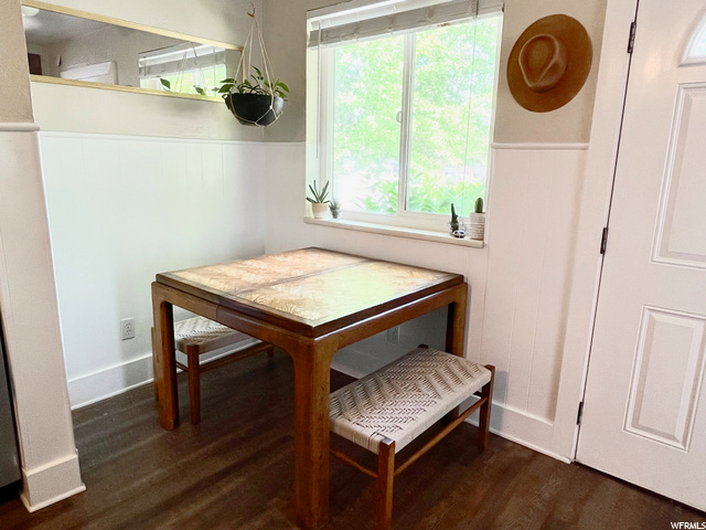 Dining Area/Kitchen