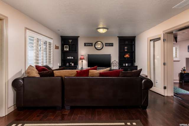 Living Room 1