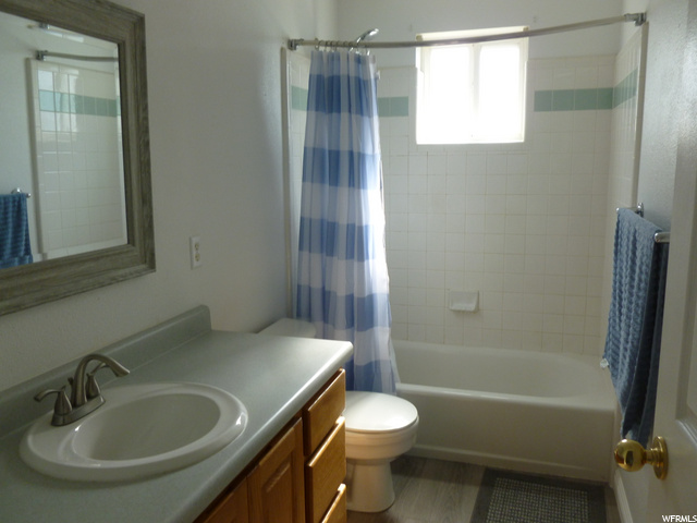 Full bath on main
