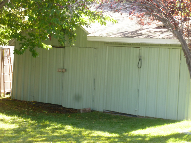 Large lawn shed