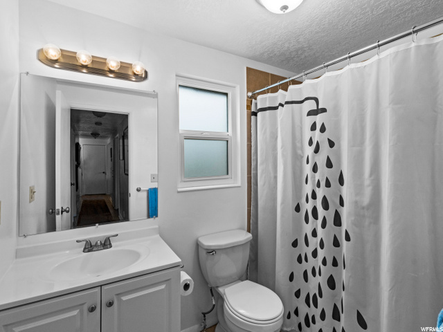 Main Floor Bathroom