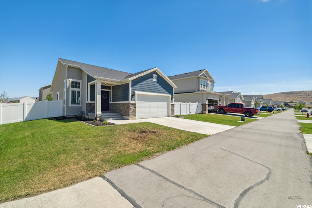 Wide Angle View of Corner Lot