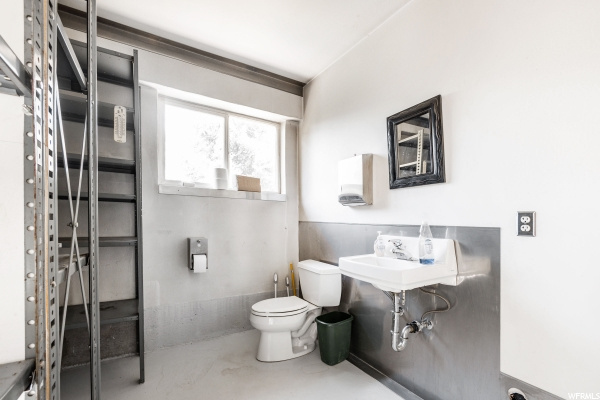 garage bath