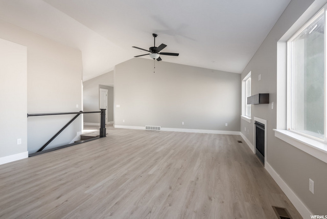 Living Room - 3