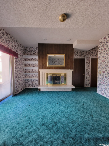 Family Room Fireplace