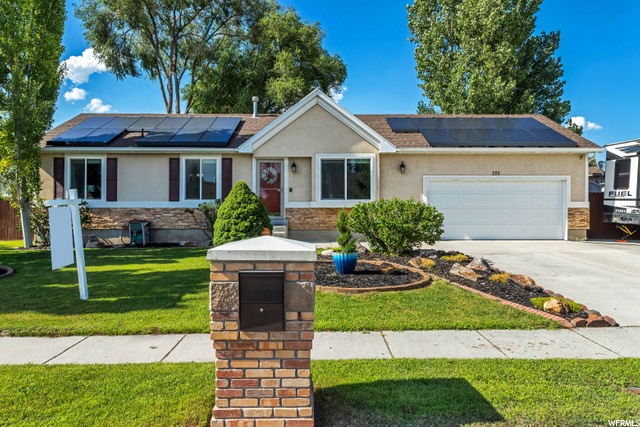 224 W AMANDA LYNN LN, Midvale UT 84047