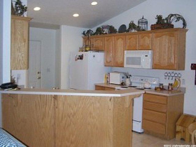 4803 Copper Mine Dr, Riverton, UT 84065 — photo 3